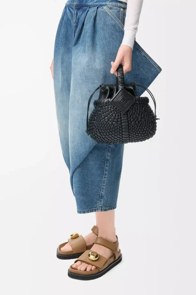 Mini Diamond Round Basket bag in calfskin Black Mini Diamond Round Basket bag in calfskin Black