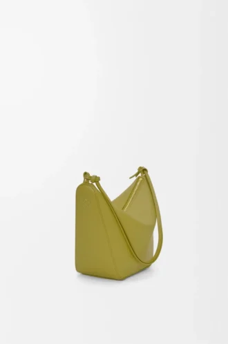 Mini Hammock hobo in classic calfskin Light Moss
