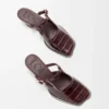 Onda mule in embossed calfskin Burgundy