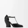 Onda T-bar pump in brushed calfskin Black