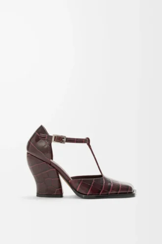Onda T-bar pump in embossed calfskin Burgundy