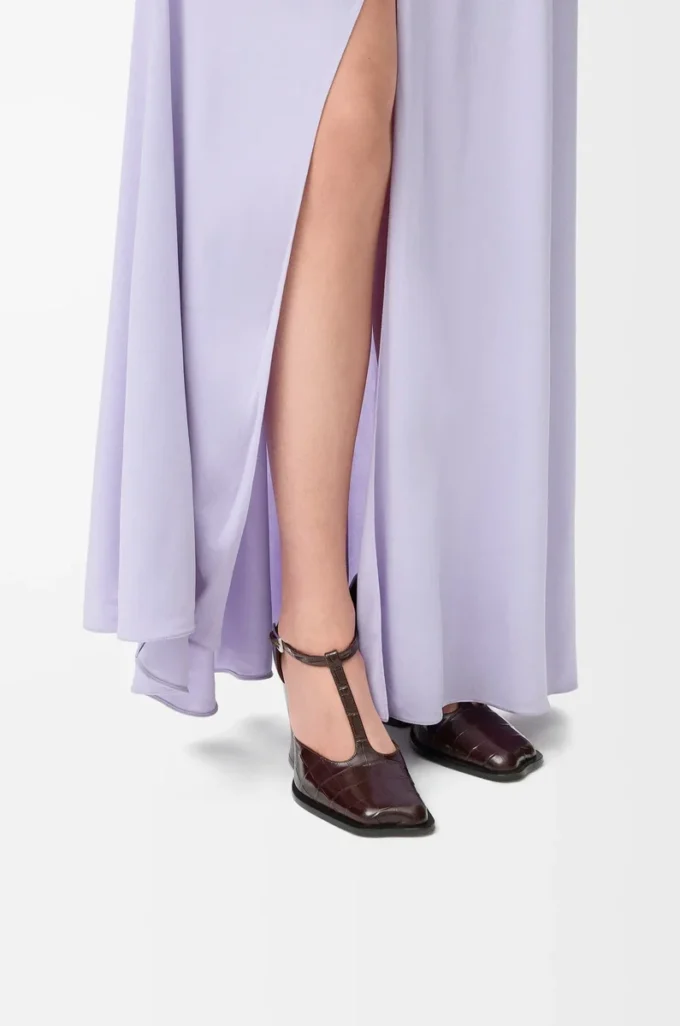 Onda T-bar pump in embossed calfskin Burgundy