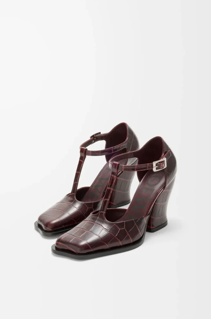 Onda T-bar pump in embossed calfskin Burgundy