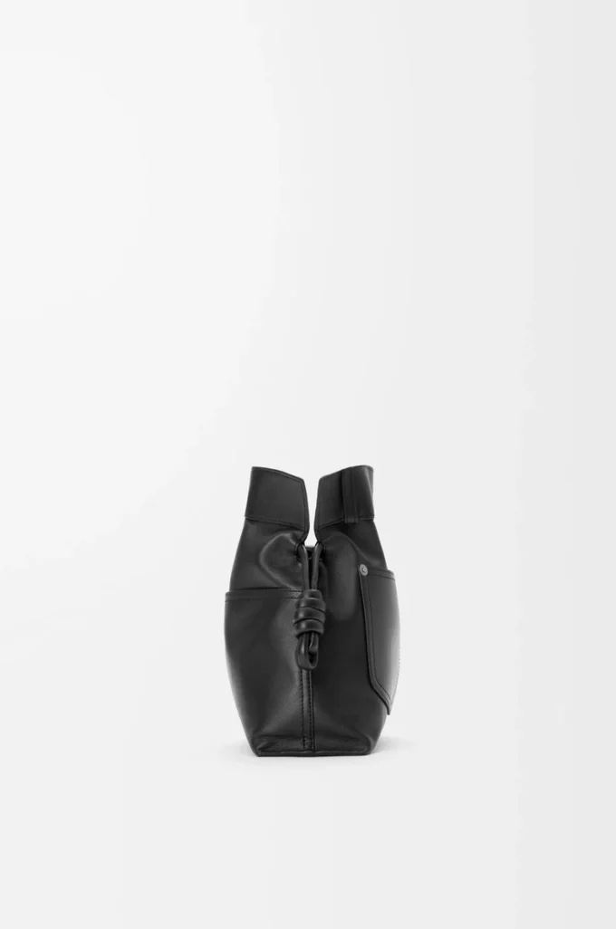 Panta medium Flamenco clutch in shiny calfskin Black