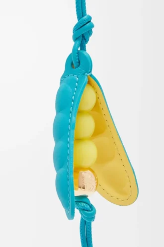 Pea pod charm in classic calfskin Deep Turquoise/Baby Corn
