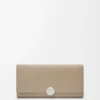 Pebble continental wallet in mini grain calfskin Clay