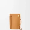 Pebble Dice pocket in classic calfskin Warm Desert