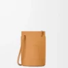 Pebble Dice pocket in classic calfskin Warm Desert