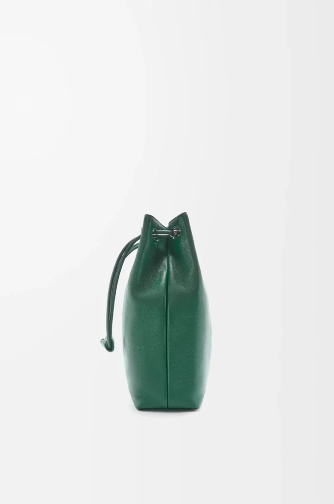Pebble hobo in supple grained calfskin Evergreen
