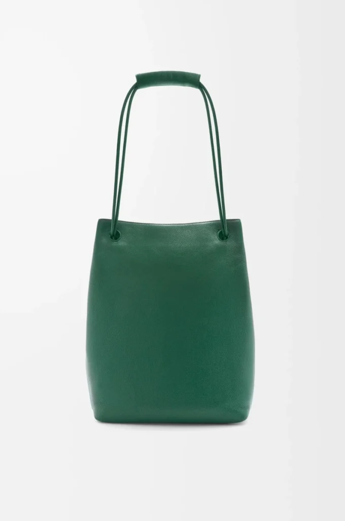 Pebble hobo in supple grained calfskin Evergreen