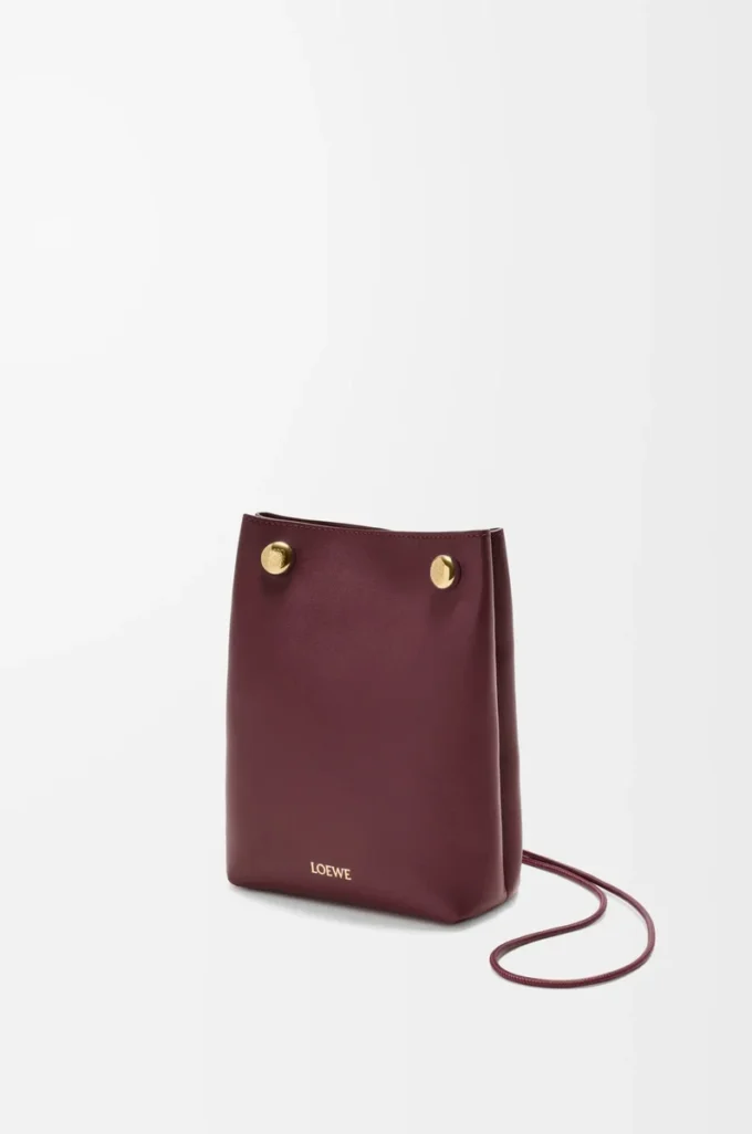 Pebble pouch in smooth calfskin Dark Burgundy