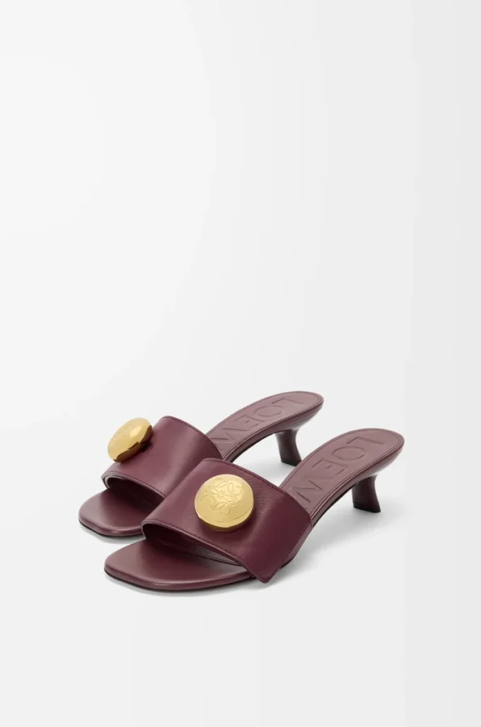 Pebble slide in soft calfskin Burgundy