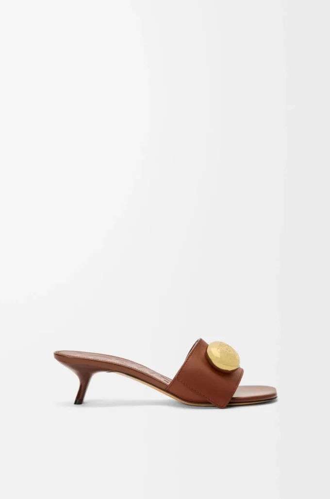 Pebble slide in soft calfskin Rust Pebble slide in soft calfskin Rust