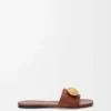 Pebble slide in soft calfskin Rust