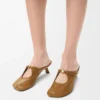 Pebble Soft mule in nappa lambskin Oak