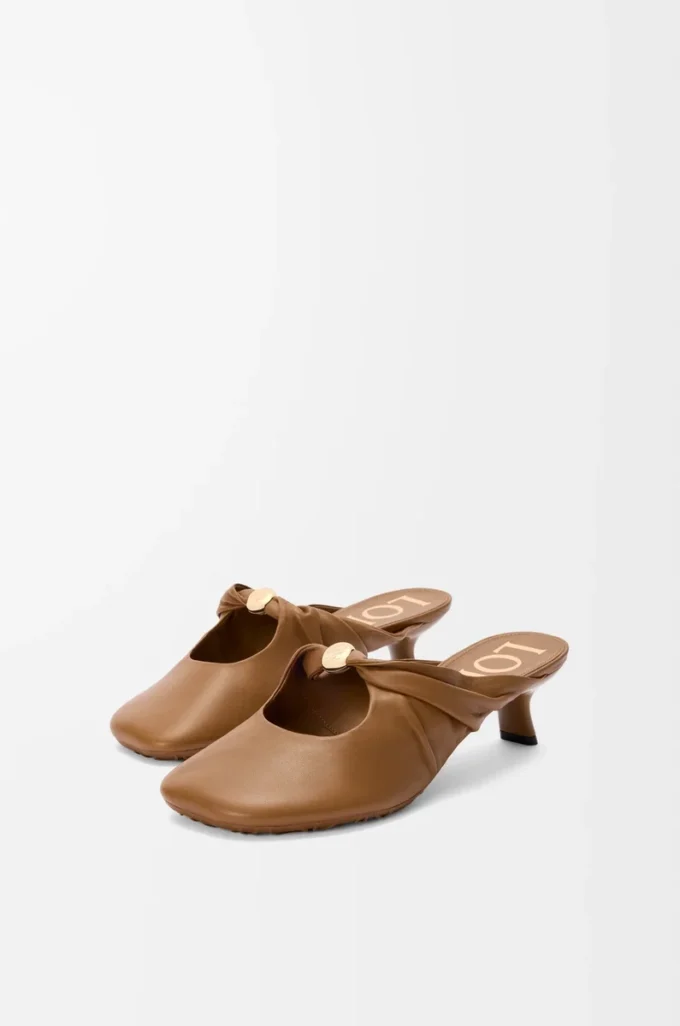 Pebble Soft mule in nappa lambskin Oak