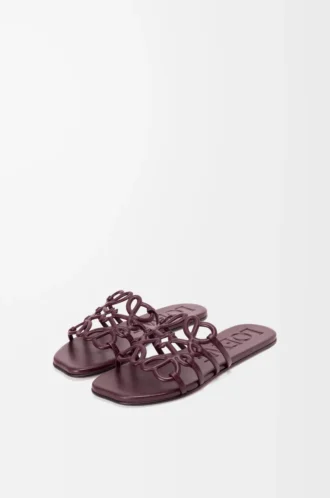 Petal Anagram slide in soft calfskin Dark Burgundy