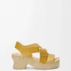 Petal espadrille platform sandal in vegetable-tanned calfskin Ochre Petal espadrille platform sandal in vegetable-tanned calfskin Ochre