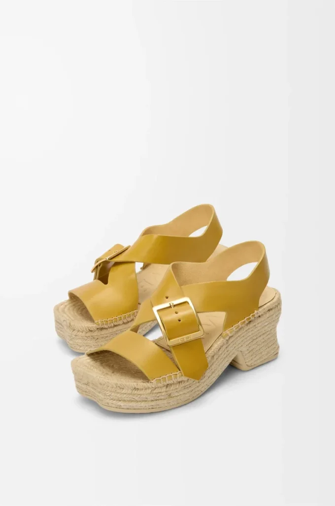 Petal espadrille platform sandal in vegetable-tanned calfskin Ochre Petal espadrille platform sandal in vegetable-tanned calfskin Ochre