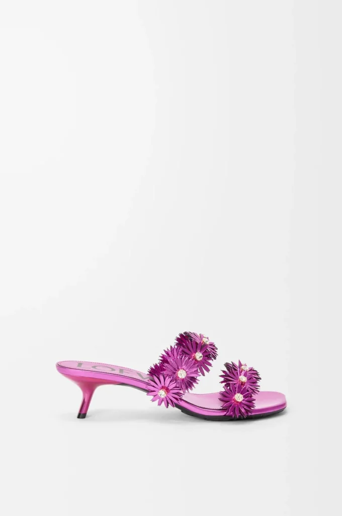Petal Flower sandal in calfskin and crystals Fuchsia Petal Flower sandal in calfskin and crystals Fuchsia