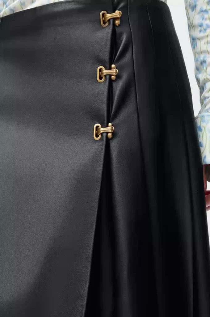 Pleated skirt in nappa lambskin Black