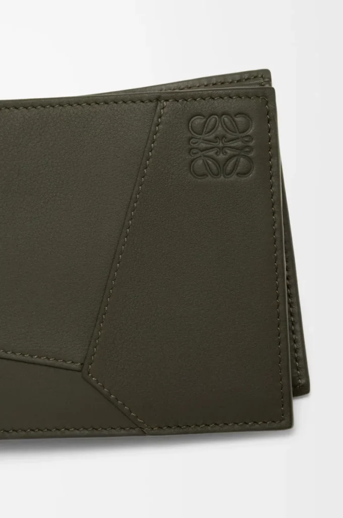 Puzzle bifold coin wallet in classic calfskin Dark Khaki Puzzle bifold coin wallet in classic calfskin Dark Khaki