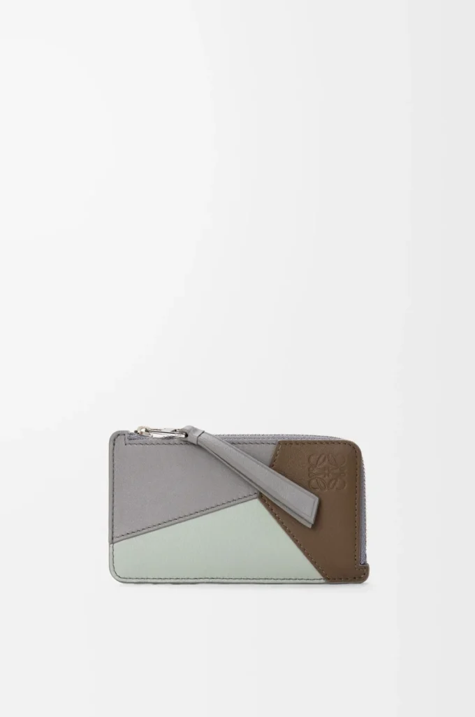 Puzzle coin cardholder in classic calfskin Winter Brown/Ash Grey Puzzle coin cardholder in classic calfskin Winter Brown/Ash Grey
