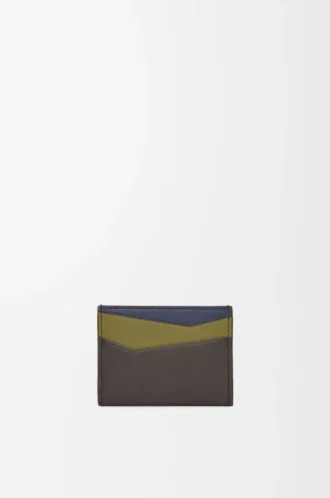 Puzzle plain cardholder in classic calfskin Olive/Dark Brown Puzzle plain cardholder in classic calfskin Olive/Dark Brown