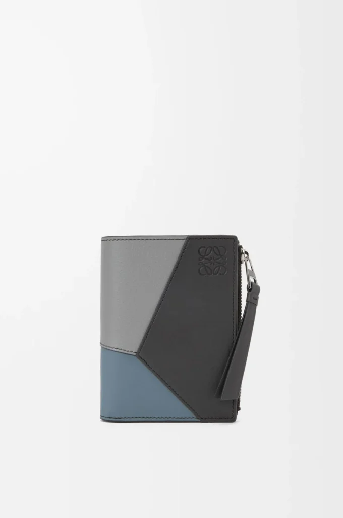 Puzzle slim compact wallet in classic calfskin Asphalt Grey/Storm Blue Puzzle slim compact wallet in classic calfskin Asphalt Grey/Storm Blue