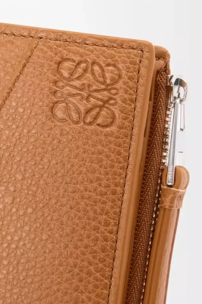 Puzzle slim compact wallet in supple grained calfskin Light Canyon Brown
