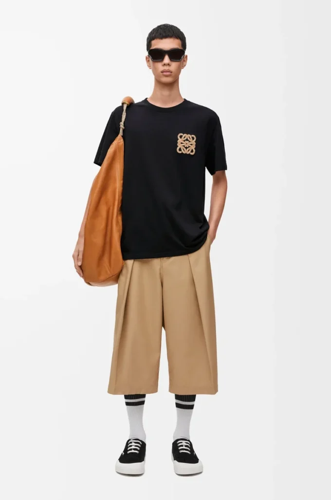 Relaxed fit T-shirt in cotton Black Relaxed fit T-shirt in cotton Black