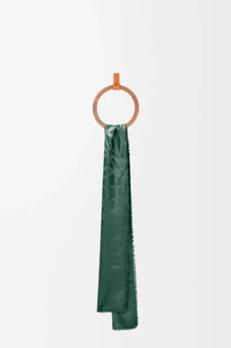 Scarf in silk and wool Vetiver