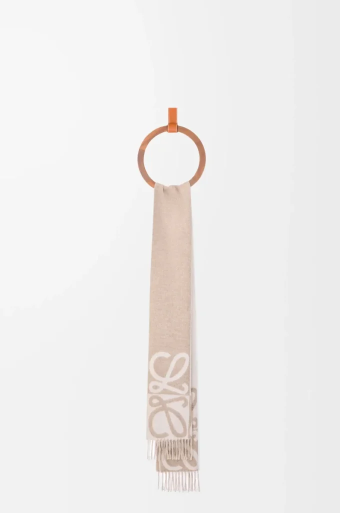Scarf in wool and cashmere Beige/Ecru Scarf in wool and cashmere Beige/Ecru