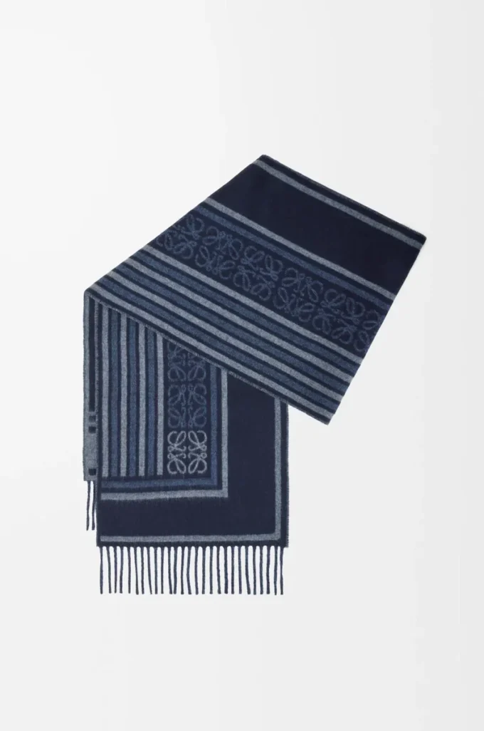 Scarf in wool and cashmere Dark Navy Blue Scarf in wool and cashmere Dark Navy Blue