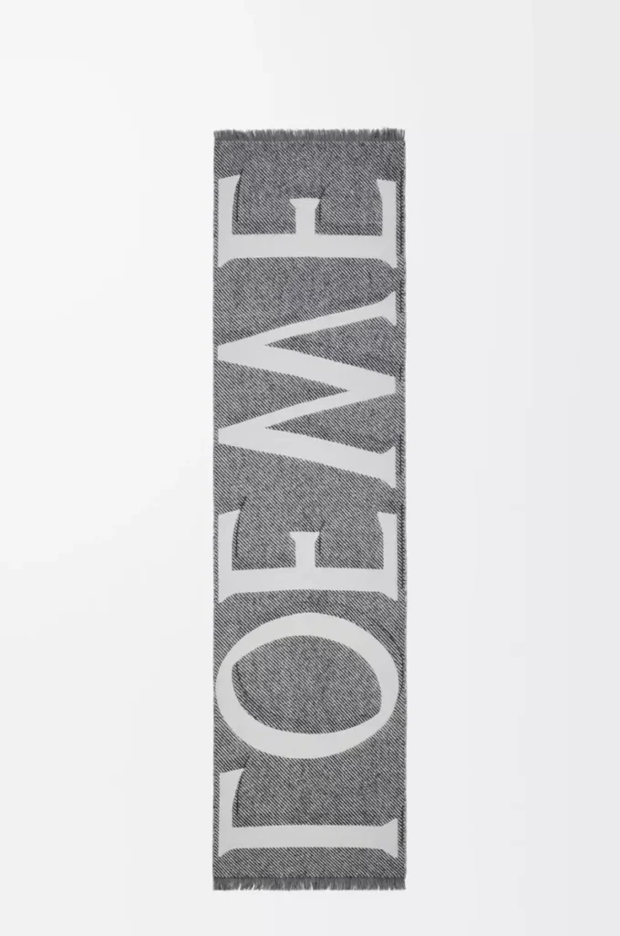 Scarf in wool and cashmere Light Grey/Grey Scarf in wool and cashmere Light Grey/Grey
