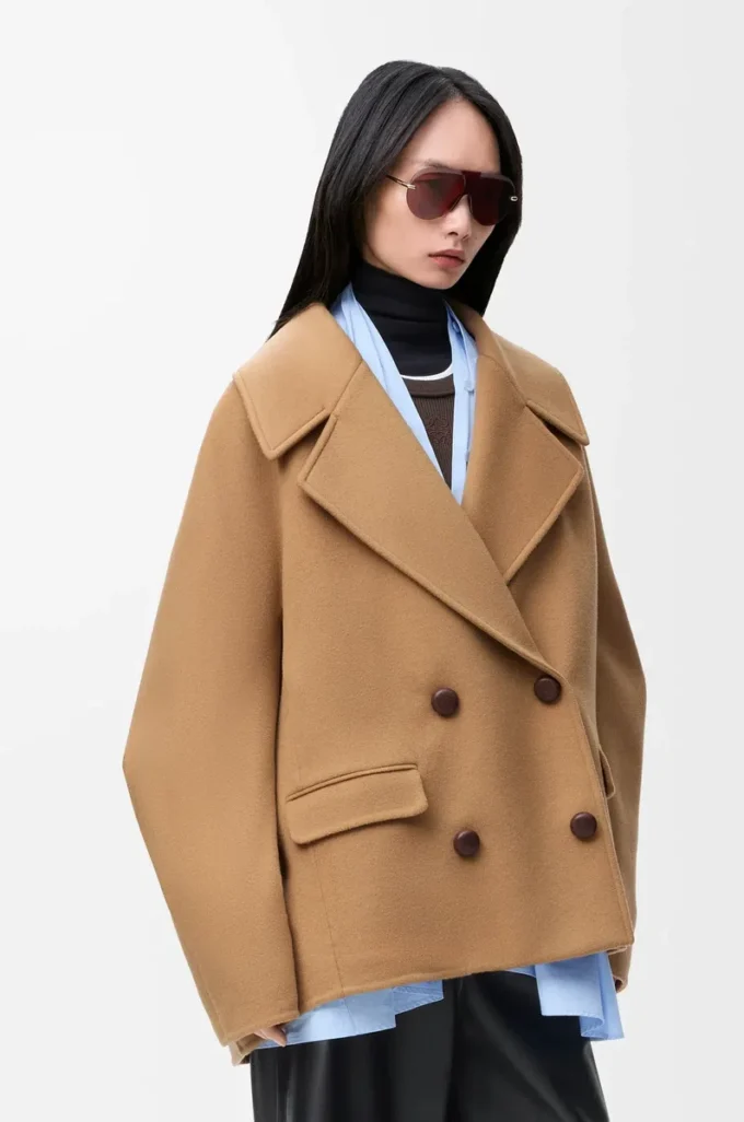 Short coat in wool Camel Short coat in wool Camel