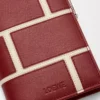 Slim compact wallet in classic calfskin Burnt Red