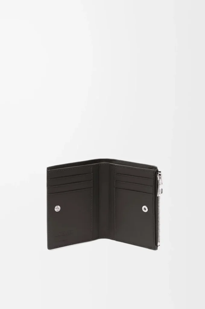 Slim compact walllet in textured classic calfskin Dark Grey Slim compact walllet in textured classic calfskin Dark Grey