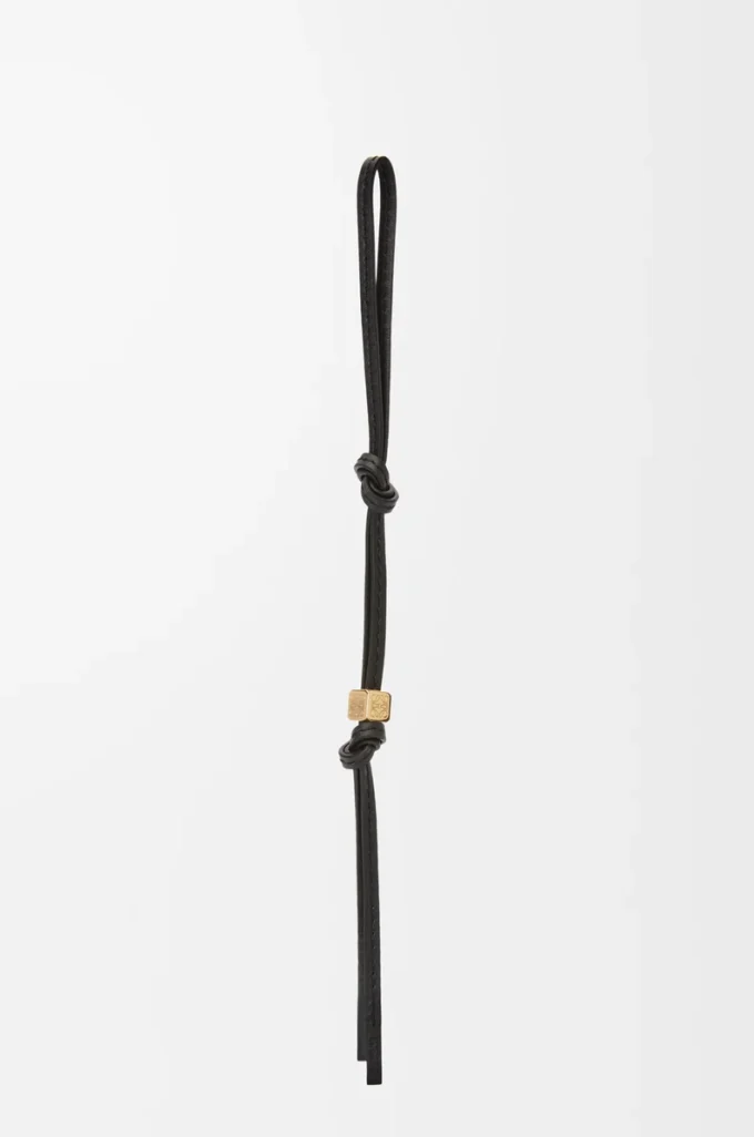 Small Anagram strap in calfskin Black Tonal/Gold