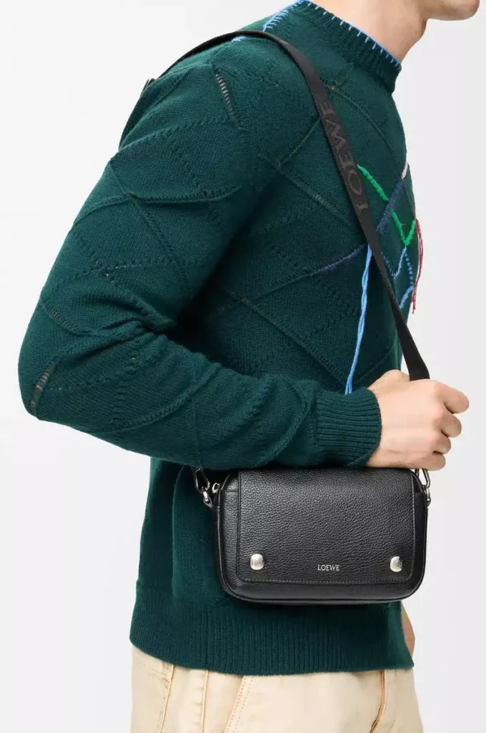 Small Pebble messenger bag in supple grained calfskin Black