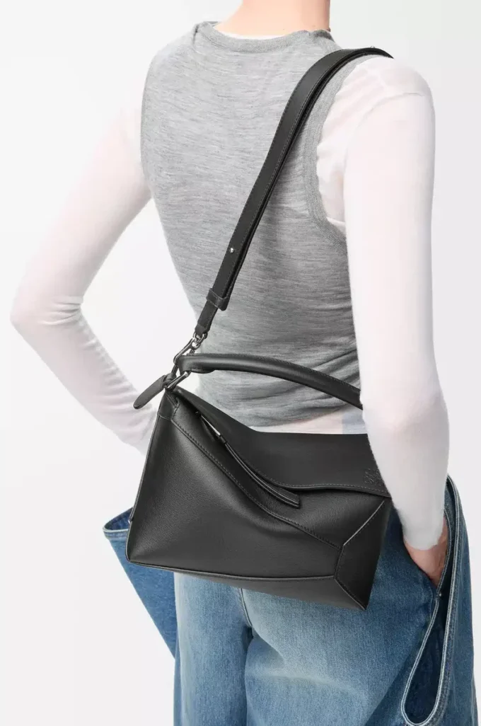 Small Puzzle Edge bag in classic calfskin Black Small Puzzle Edge bag in classic calfskin Black