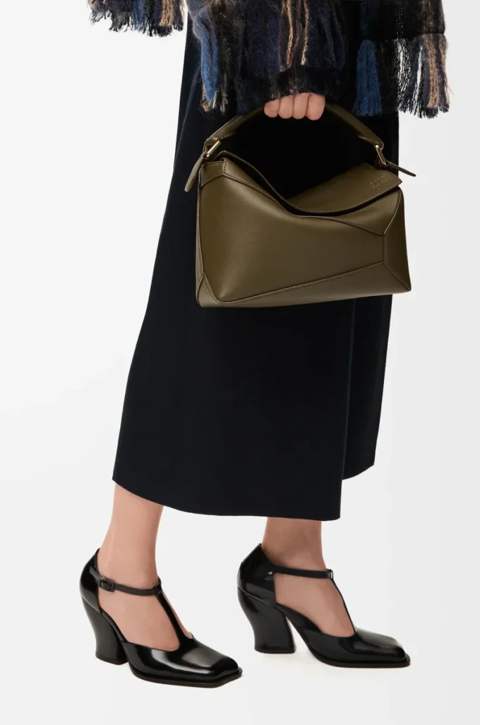 Small Puzzle Edge bag in classic calfskin Dark Khaki Small Puzzle Edge bag in classic calfskin Dark Khaki