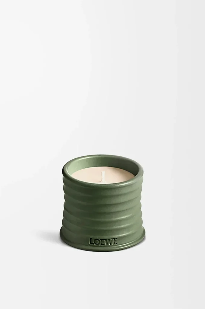 Small Scent of Marihuana candle Dark Green Small Scent of Marihuana candle Dark Green