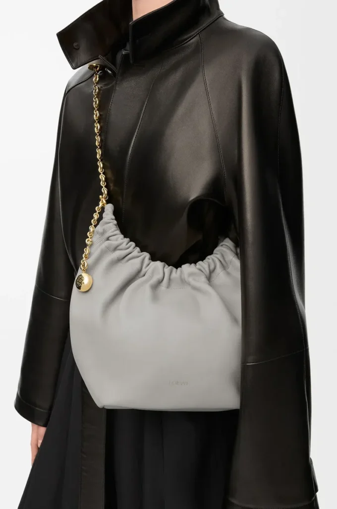 Small Squeeze bag in mellow nappa lambskin Shell Grey