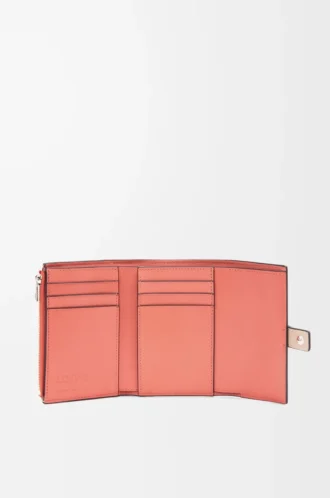 Small vertical wallet in soft grained calfskin Light Oat/Honey