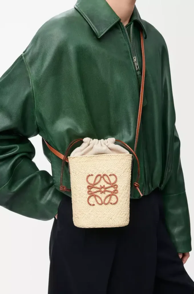 Square pocket in iraca palm and calfskin Natural/Tan