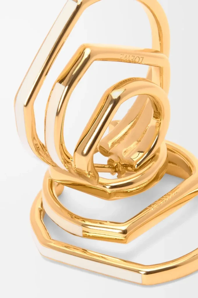 Stacked hoop earrings in sterling silver and enamel Gold/Ivory Stacked hoop earrings in sterling silver and enamel Gold/Ivory