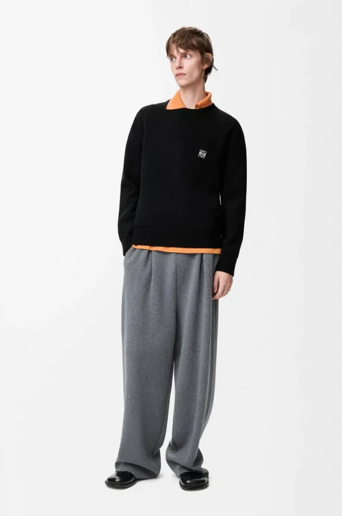Sweater in wool Black Sweater in wool Black