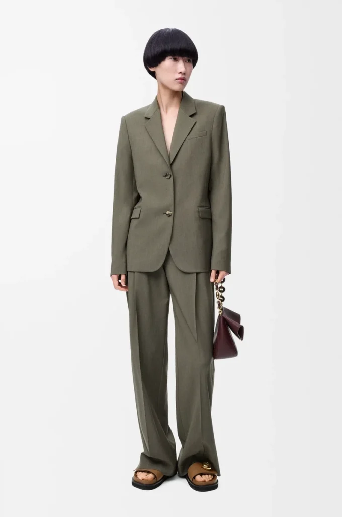 Tailored jacket in wool Khaki Green Tailored jacket in wool Khaki Green