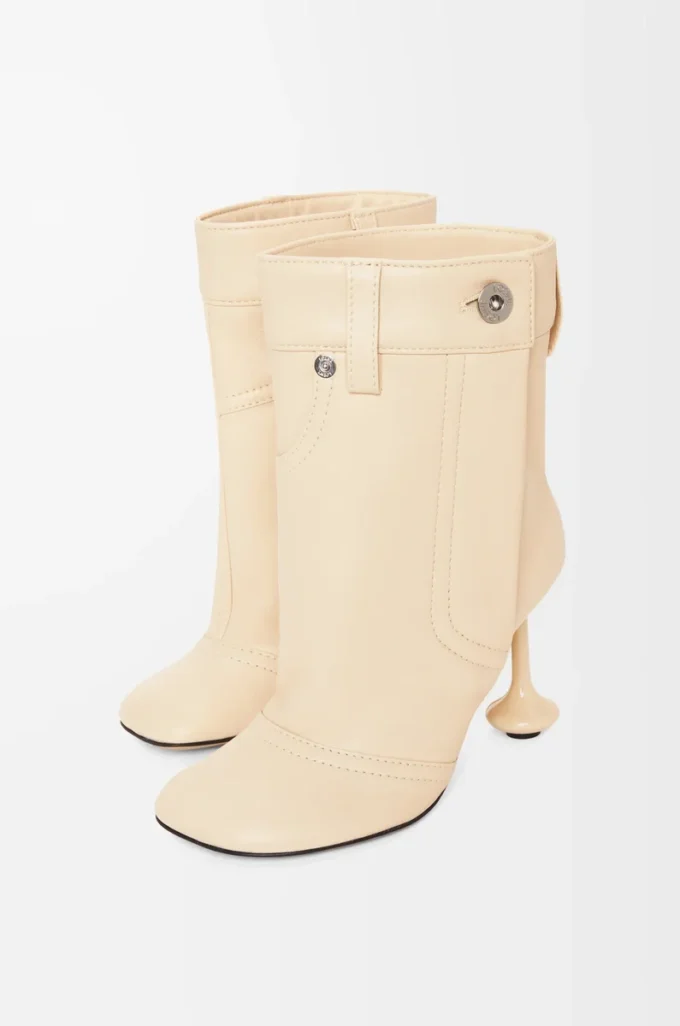 Toy Panta ankle bootie in nappa lambskin Oat Milk
